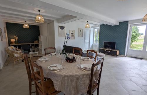 Challignac Casa | Maison charentaise rénovée avec jardin privatif et parking - FR-1-653-281
