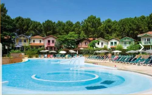 Lacanau-Ocean Casa | Maison charmante à Lacanau avec piscine partagée et terrasse