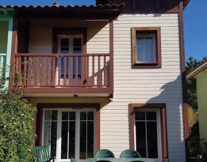 Lacanau-Ocean Casa | Maison charmante à Lacanau avec piscine partagée et terrasse