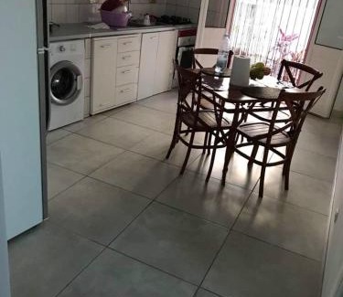 Le Centre Casa | Maison charmante à Saint-Louis + Jacuzzi