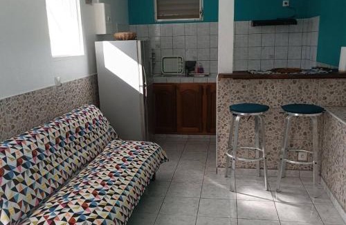 Mare Gailard Casa | Maison charmante au cœur de Le Gosier avec cheminée
