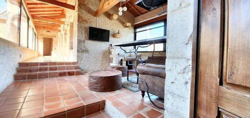 Puy-l'Eveque Casa | Maison charmante au cœur de Puy-l'Évêque avec piscine partagée