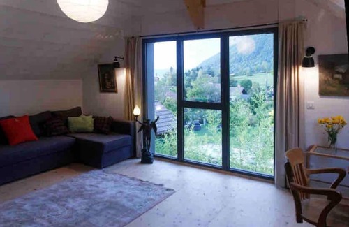 Echarvines Chalet De Esquí | Maison charmante entre forêts montagnes et lac