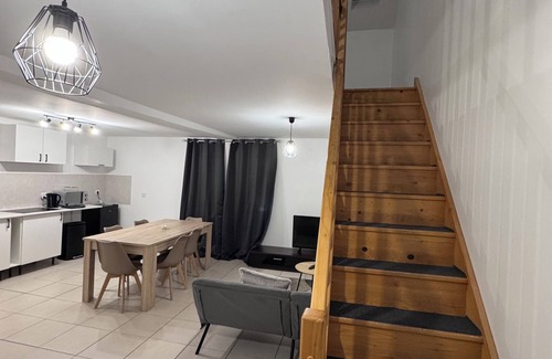 Troyes Casa | Maison Confort- Near downtown -Troyes- Free Parking