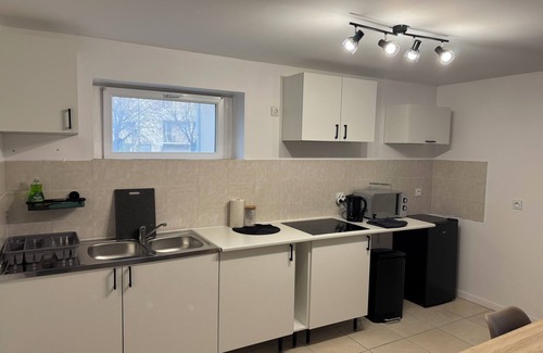 Troyes Casa | Maison Confort- Near downtown -Troyes- Free Parking