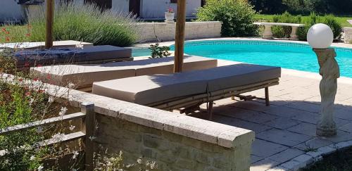 Bussac-Foret Casa | Maison confortable Bussac-Forêt + Piscine