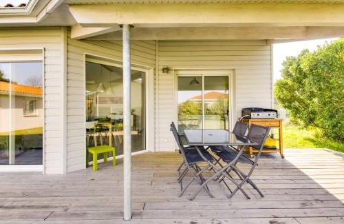 Biscarrosse Casa | Maison contemporaine Biscarrosse, 7 pers., 3 ch., Wi-Fi, sur terrain 700m², proche activités et plages - FR-1-521-44