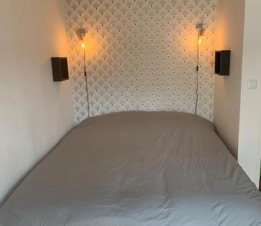 Eymet Casa | Maison cosy cœur de bastide+ cour + vue sur toits