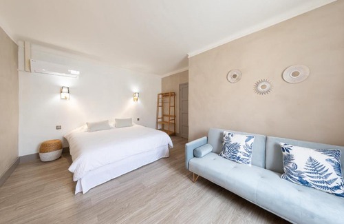 Sainte-Cecile-les-Vignes Cama Y Desayuno | Maison d'hôtes 1800