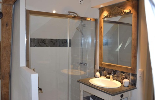Saint-Jean-de-Livet Casa | Maison D'hôtes La Bihorée