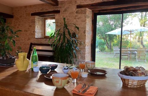 Cazeneuve-Montaut Casa | Maison d'hôtes Bélinaire - Au coeur de la nature