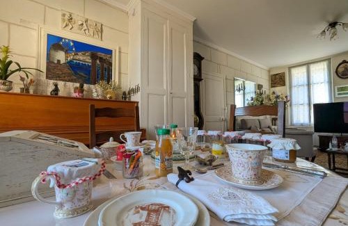 Valencay Cama Y Desayuno | Maison d'hôtes de charme du XIXe, proche Château de Valençay et Zoo de Beauval - FR-1-591-392