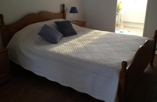 Juilly Cama Y Desayuno | Maison d'hôtes la Ferme De L'abbaye