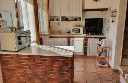 Carla-de-Roquefort Casa | Maison dans un village calme