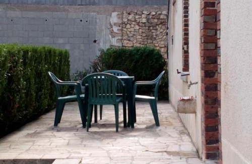 Chevannes Casa | Maison de 2 chambres avec jardin clos et wifi a Chevannes
