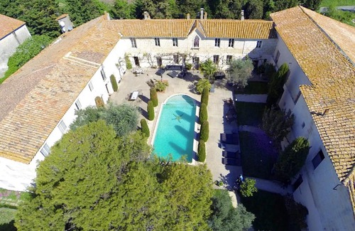 Saint-Gilles Casa | Maison de 2 chambres avec piscine partagee jardin clos et wifi a Saint Gilles