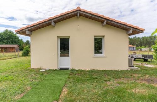 Biscarrosse Casa | Maison de 40m² à Biscarrosse - Proche lac, pistes cyclables, plage - Accueille 4 pers. - Animaux OK - FR-1-319-484