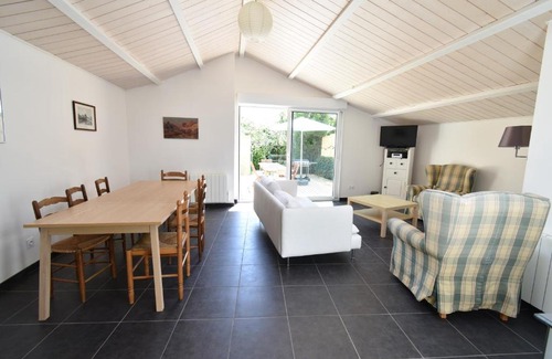 L'Aiguillon-sur-Vie Casa | Maison de bourg confortable entre Plage, Golf et Lacs