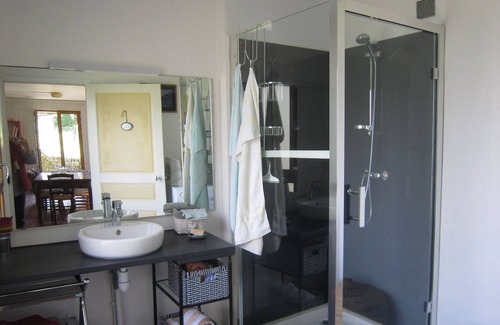 Cressensac Cabaña | Maison de Campagne au Cœur de la Verdure Lotoise