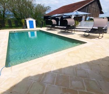 Savignac-sur-Leyze Casa | Maison de campagne Piscine, jacuzzi 2P Monflanquin