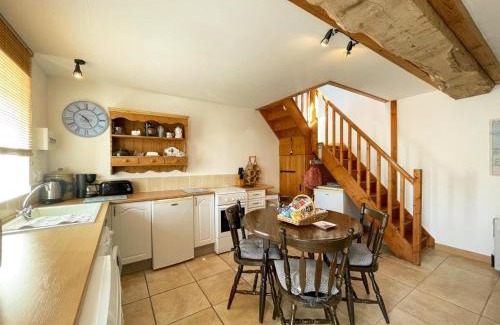 L'Epinay-le-Comte Casa | Maison de campagne avec spa, proche de vergers et cité médiévale, animaux acceptés, recharge électrique - FR-1-497-101