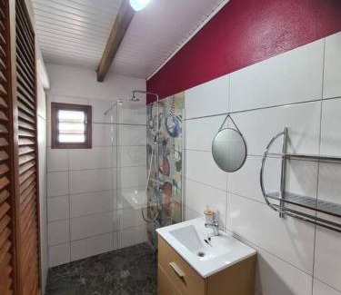 Lamentin Casa | Maison de campagne avec piscine et spa