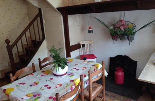 Borreze Casa | Maison de campagne avec piscine partagée, à proximité de Sarlat, sentiers pédestres et sites touristiques. - FR-1-616-79