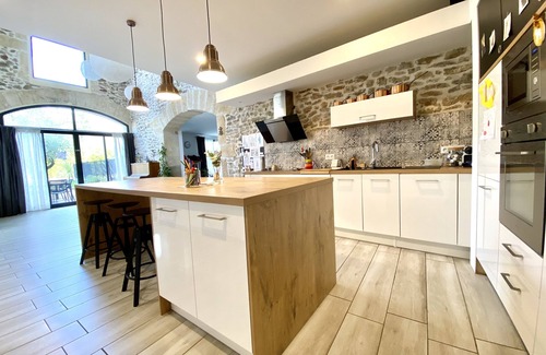 Le Cres Casa | Maison de Caractère au Coeur du Village
