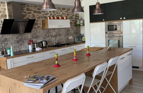 Le Cres Casa | Maison de Caractère au Coeur du Village