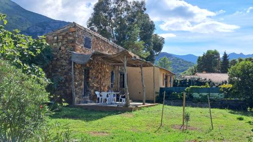 Galeria Casa | Maison de caractère, pierre sèche, Galéria, pour 2