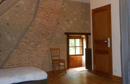 Lignac Casa | Maison de Caractère Rénovée avec Jardin, Terrasse, et Proche du Château Guillaume - FR-1-591-131
