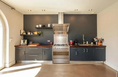 Lisle-sur-Tarn Casa | Maison de charme - Piscine - Hypercentre - 300m2