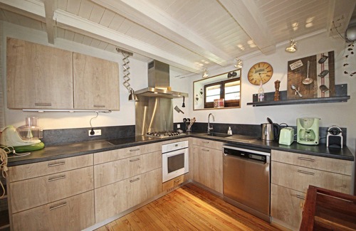 Menthon-Saint-Bernard Casa | Maison de Style Savoyard