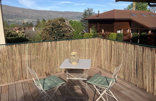 Menthon-Saint-Bernard Casa | Maison de Style Savoyard