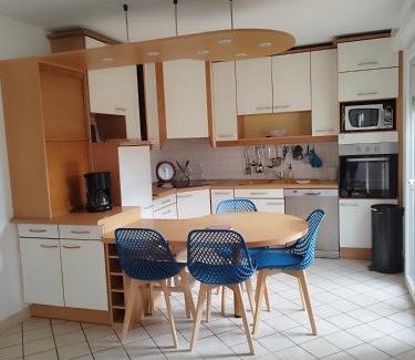 Saint-Meloir-des-Ondes Casa | Maison de la fontaine