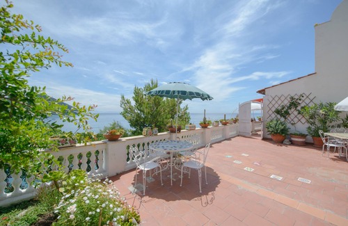 Sant'Angelo Villa | Maison de Charme en S. Angelo d'Ischia