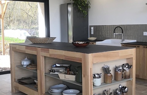 Merville Casa | Maison de L'orée, Grange Rénovée en Logement de Vacances