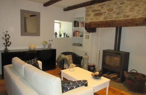 Calmont Casa | Maison de la Carrérie, gîte de charme à Calmont 12450