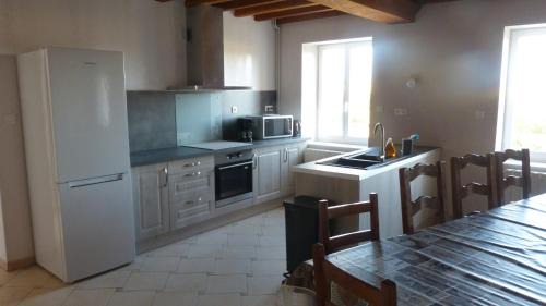 Pertheville-Ners Casa | Maison de la Delle
