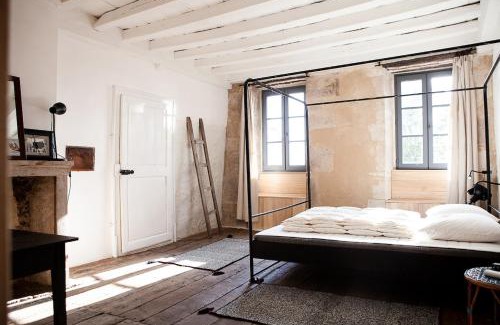 Flavigny-sur-Ozerain Casa | Maison de la fontaine