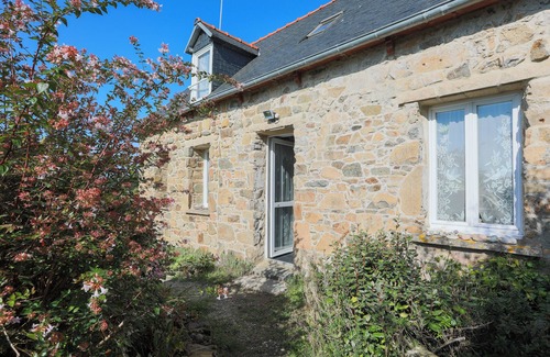 Pleubian Casa | Maison de pecheur en pierres bord de mer 300 m