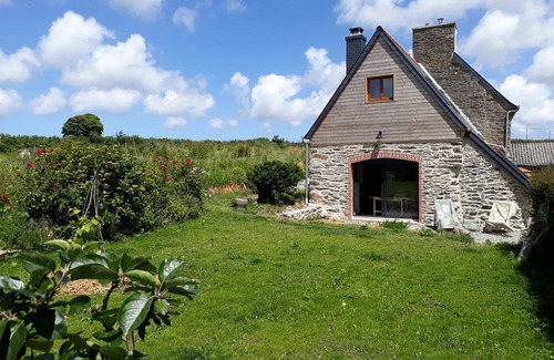 Pleudaniel Casa | Maison de Pierre et de Lumière Entre Terre et mer
