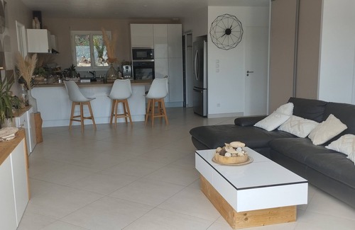 Gareoult Casa | Maison de Plein Pied, au Calme, sur 1650 M2 de Terrain Entièrement Aménagé