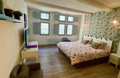 Uzes Apartamento | Maison de Roche - Uzès Centre historique La Fenestrelle