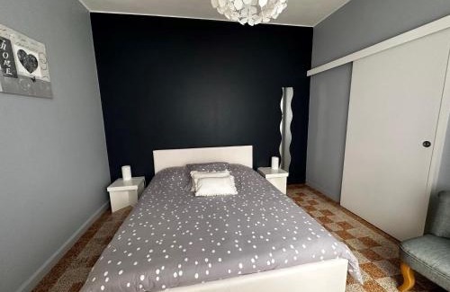 Notre-Dame-de-Monts Casa | Maison de Vacances Spacieuse, Proche Forêt, 5 Pers., Terrasse & Parking, Notre-Dame-de-Monts - FR-1-540-280