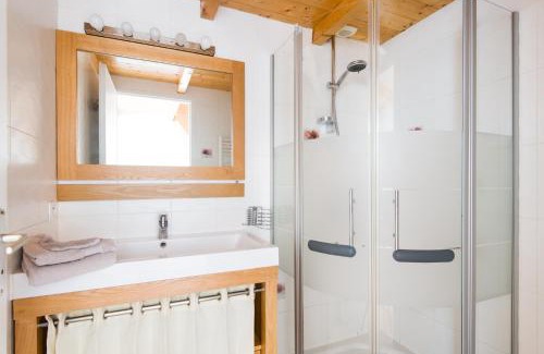Le Bois-Plage-en-Re Casa | Maison de village "Le Patio" proche du marché avec SPA