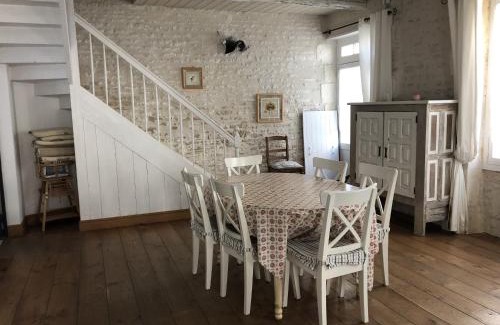 Le Chateau-d'Oleron Casa | Maison de ville confortable 200m de la mer