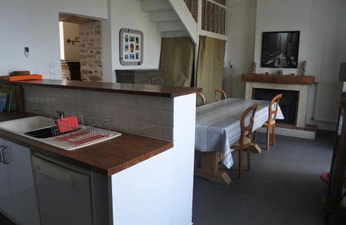 Le Gue-de-Velluire Casa | Maison de village spacieuse et confortable