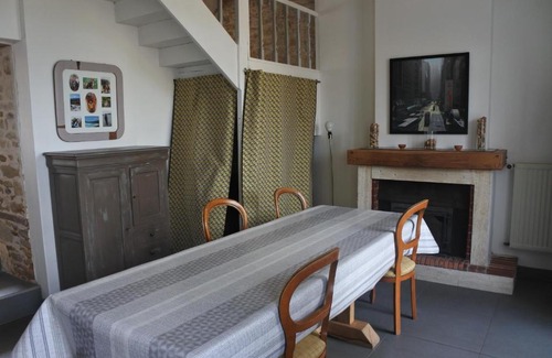 Le Gue-de-Velluire Casa | Maison de village spacieuse et confortable