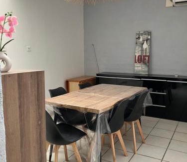 Pertuis Apartamento | Maison de village à Pertuis